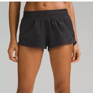 Lululemon hotty hot lined shorts